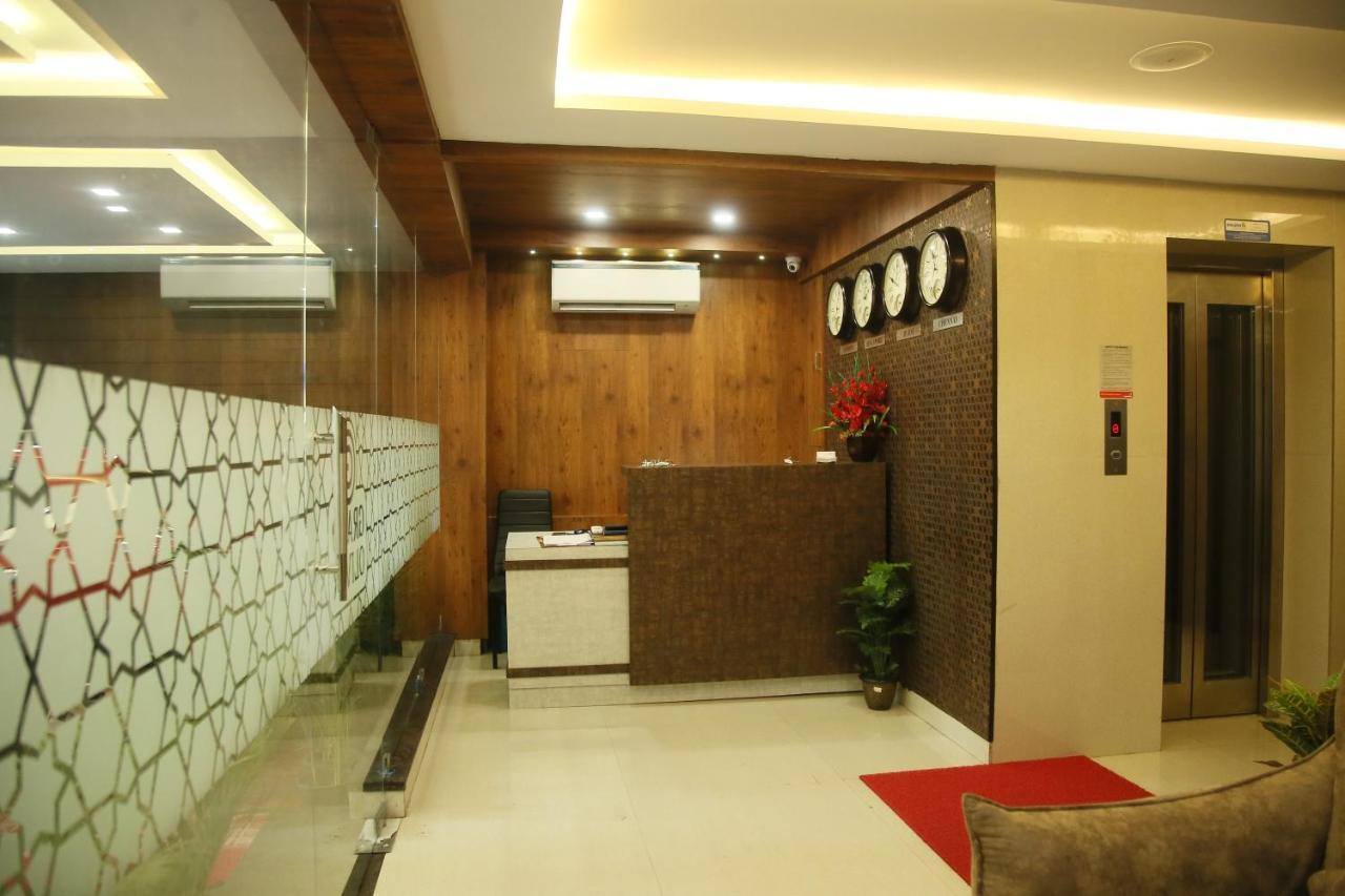 Grand Oliver Chennai Exterior photo